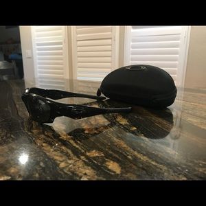 Oakley polarized sunglasses w/ case.
